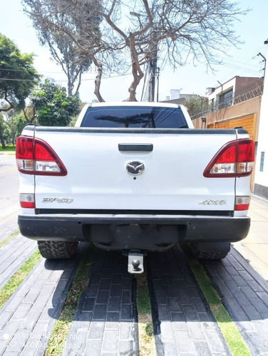 Imagen 7 de 20 de Mazda Bt-50 2017