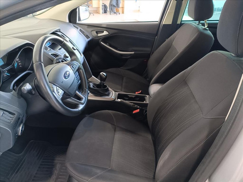 Imagem 8 de 10 de Focus 1.6 Se 16v Flex 4p Manual