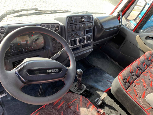 Imagem 6 de 11 de Iveco Cursor 330 4x2 Ano 2010