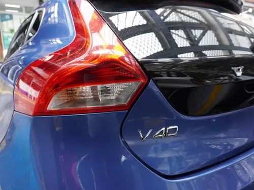 Volvo V40 2.0 T4 Drive-e R-design