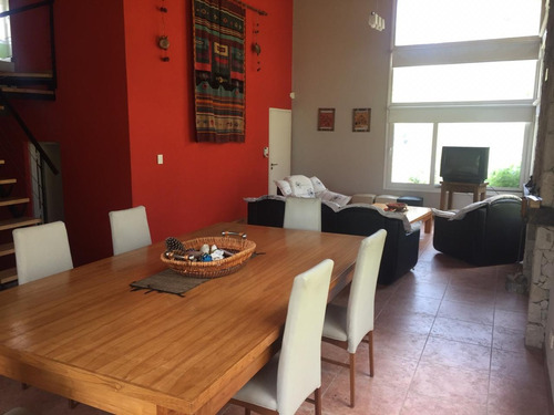 Amplia Casa En Mar De Las Pampas. 4 Amb, 3 Baños Completos