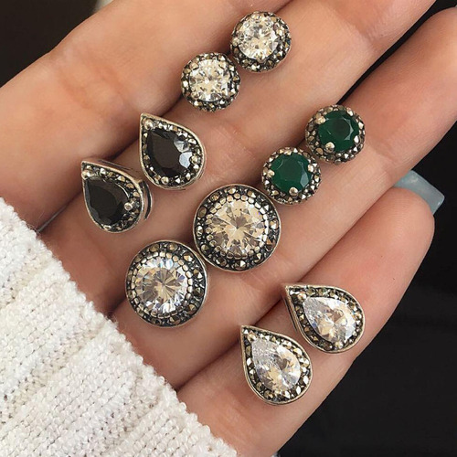 Zy Set De 5 Pares De Pendientes Con Circonitas Gota