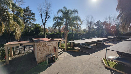 Monoambiente En Alquiler Con Balcón Y Parrilla