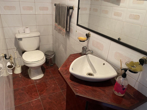 Amplia Casa Con Gran Terreno A La Venta En Ñuñoa