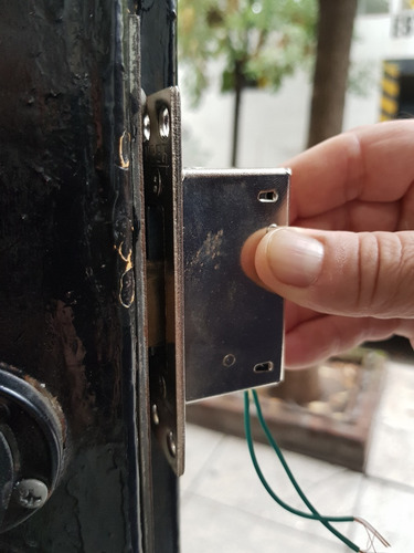 Kit Cerradura Electrica Y Transformador Pulsador Para Puerta Reja