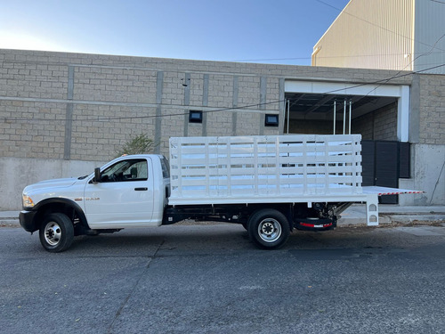 RAM 4000 5.7 Chasis Cabina Pl 4x2 Mt