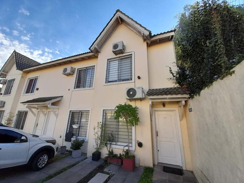 Imagen 2 de 13 de Duplex En Venta Cond En Ituzaingo Norte