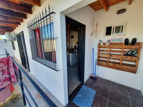 Amplia Casa 3 Amb + Depto Fondo 2 Amb Prox Av Marquez