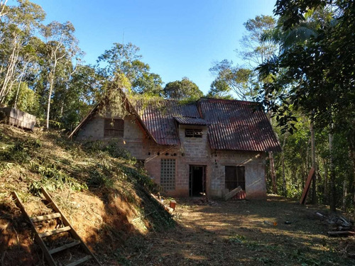 Chacara Em Formação Com Otima Localização...