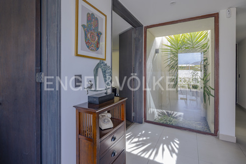 Mediterránea En Condominio En Los Trapenses