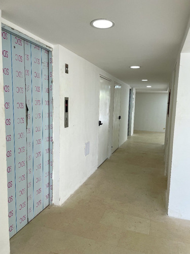 Imagen 21 de 25 de Hermoso Apartamento En Edificio A Estrenar