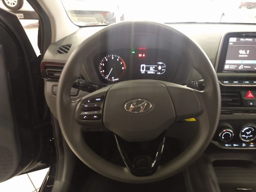 Hyundai Hb20s 1.0 Mec. Evolution