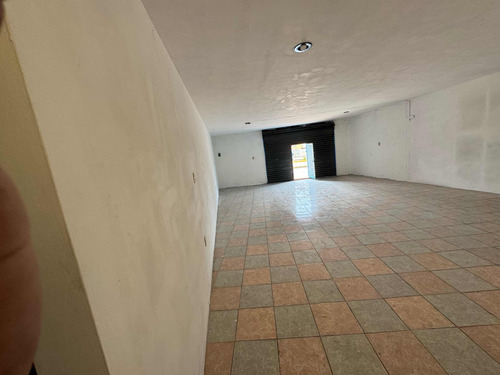 Local Comercial En Renta A Pie De Calle Sobre Bulevar