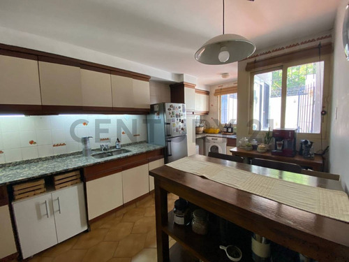 Imagen 14 de 30 de Ph De 3 Ambientes En Venta En Lomas De Zamora Con Patio, En Planta Baja