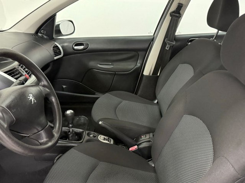 Peugeot 207 207 1.4 XR 8V FLEX 4P MANUAL