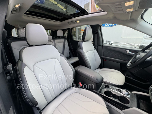 Ford Escape Platinum