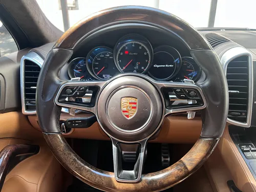 Porsche Cayenne 4.8 Turbo At