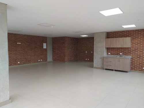 Imagen 8 de 15 de Oficinas En Arriendo Castropol 473-9496