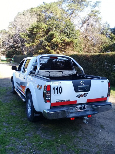 Imagen 4 de 15 de Nissan Frontier 2.5 Le Cab Doble At 4x4