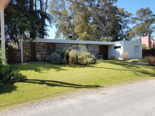 Alquilo Casa, 3 Dormitorios, 4 Baños, San Rafael, Punta Del Este, Maldonado