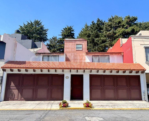 Casa En Condominio En Renta En San Carlos, Metepec, Estado De México