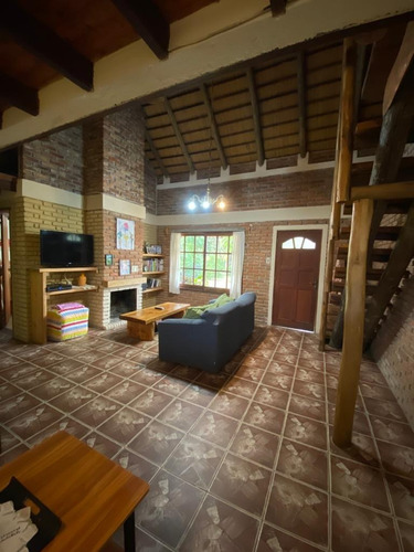 Imagen 4 de 15 de Venta De Casa 3 Dorm Apta Banco