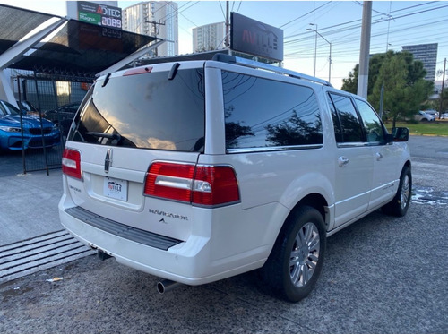 Imagen 5 de 8 de Lincoln Navigator 4x2 2012