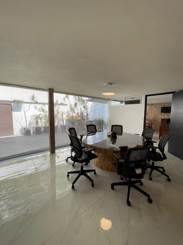 Casa Para Oficinas Con Uso De Suelo S
