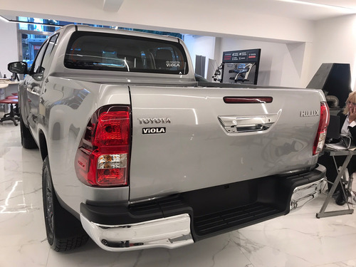 Toyota Hilux 4x4 Sr 2.8tdi Aut 6vel Entrega Inmediata 2025