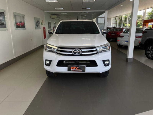 Imagem 3 de 13 de Toyota Hilux 2.8 Srx 4x4 2.8 Tdi 16v Diesel Aut 2018