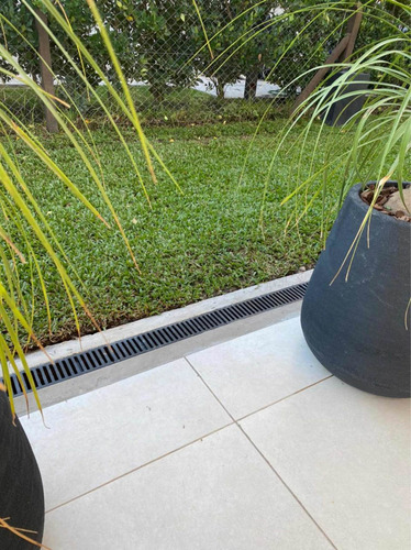 Imagen 2 de 2 de Rejilla Desague Guardaganado De Fundicion De Aluminio