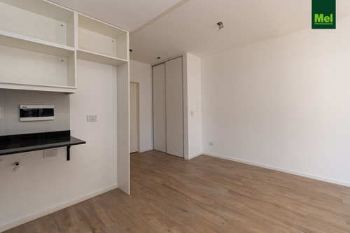 Hermoso 1 Amb Y Medio | Terraza & Parrilla | Venta Con Renta