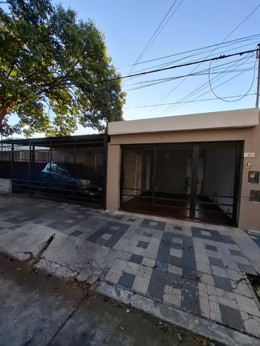 Vendemos Casa De Dos Dorm. En B° San Rafael Apto Credito