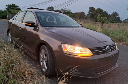 Volkswagen Jetta 2.0 Tdi Dsg At
