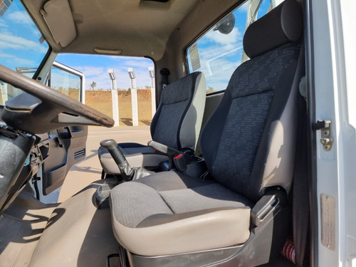Imagem 2 de 15 de Volkswagem 5-150 4x2 Ano 2015 Linha Viva (cnh -b )