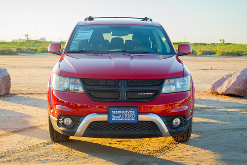 Dodge Journey 2.4 Sxt 7 Pasajeros At