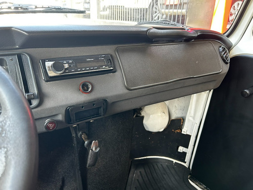 Volkswagen Kombi 1.4 Standard Total Flex 3p