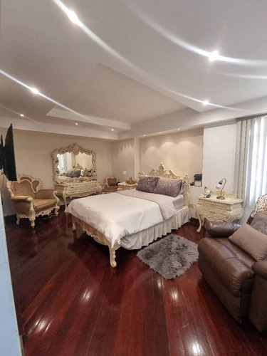 Lujoso Y Amplio Apartamento En Los Nuevos Teques, Estado Miranda.