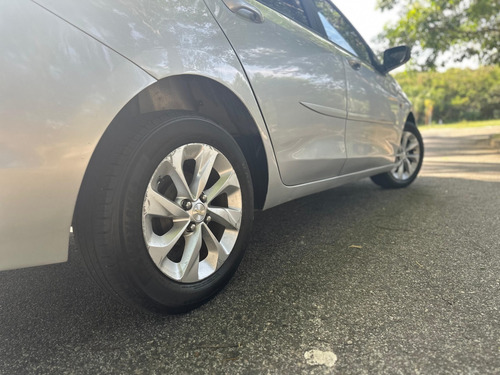 Chevrolet Onix 1.0 TURBO FLEX PLUS LT AUTOMÁTICO
