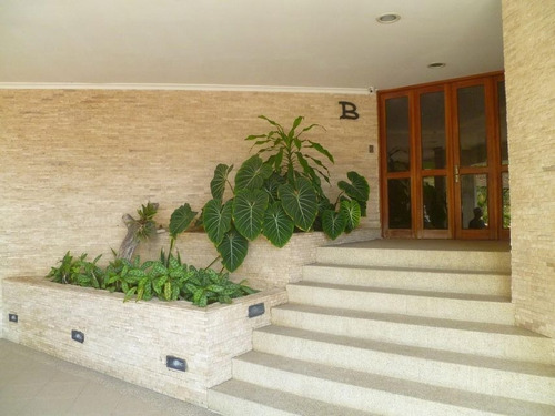 Imagen 5 de 17 de Marol Rentahouse Vende Apartamento En El Parral Valencia 22-17948