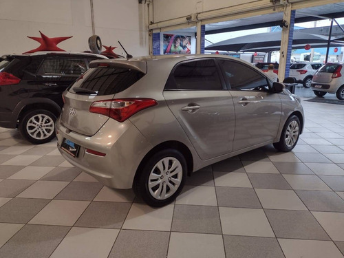 Hyundai Hb20 1.0 Comfort Plus 12v Flex 4p Manual