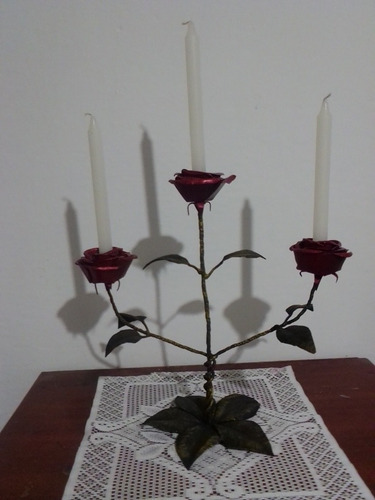 Imagen 1 de 9 de Candelabros Con Rosas En Hierro Forjado,cuadros Con Rosas.