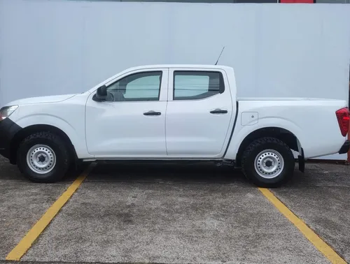 Nissan NP300 2.5 SE Paq Seguridad Mt