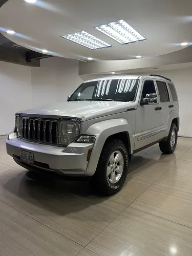 Jeep Cherokee Sport 2012 /la