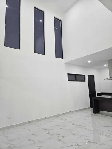 Casa (2p + 4 R) En Privada Morera En Cholul