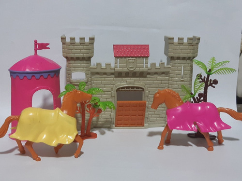 Imagen 1 de 3 de Set Castillo, Caballos,carpas Y Palmeras