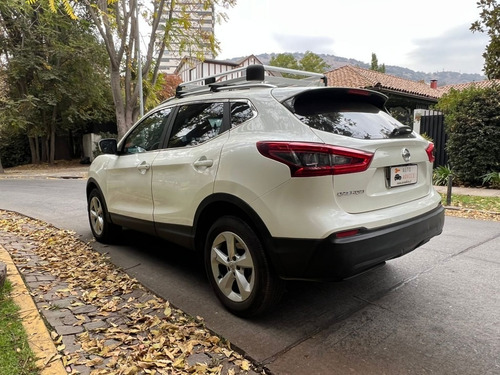 Imagen 7 de 14 de Nissan Qashqai 2.0 Mt