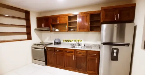 Vendo Moderno Apartamento, Dos Niveles, Dos Amplios Dormitorios, Incluye Area Para Jardin
