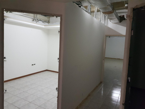 (#1176) Local De 445 M2, Ubicado En Ruiz Pineda