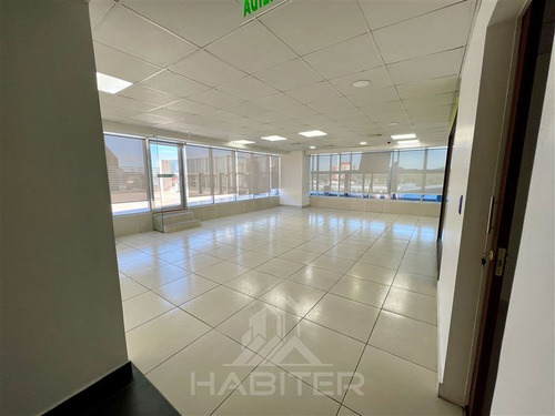 Arrienda Local Comercial Con Planta Libre En Temuco